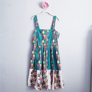 1901 Tropical Pineapple Square Neck Smocked Midi Dress